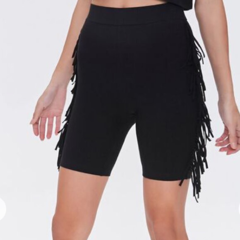 Activewear Fringe biker shorts high waisted, new
